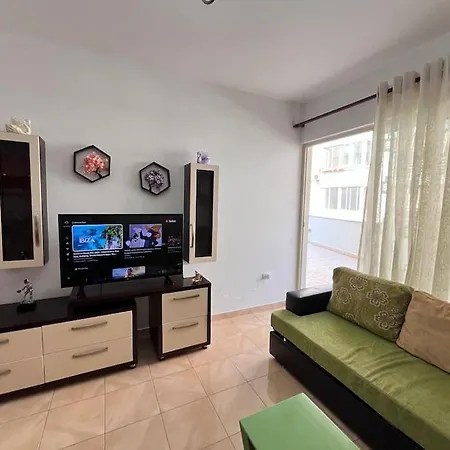 Apartment Em Cozy Corner In Tirana
